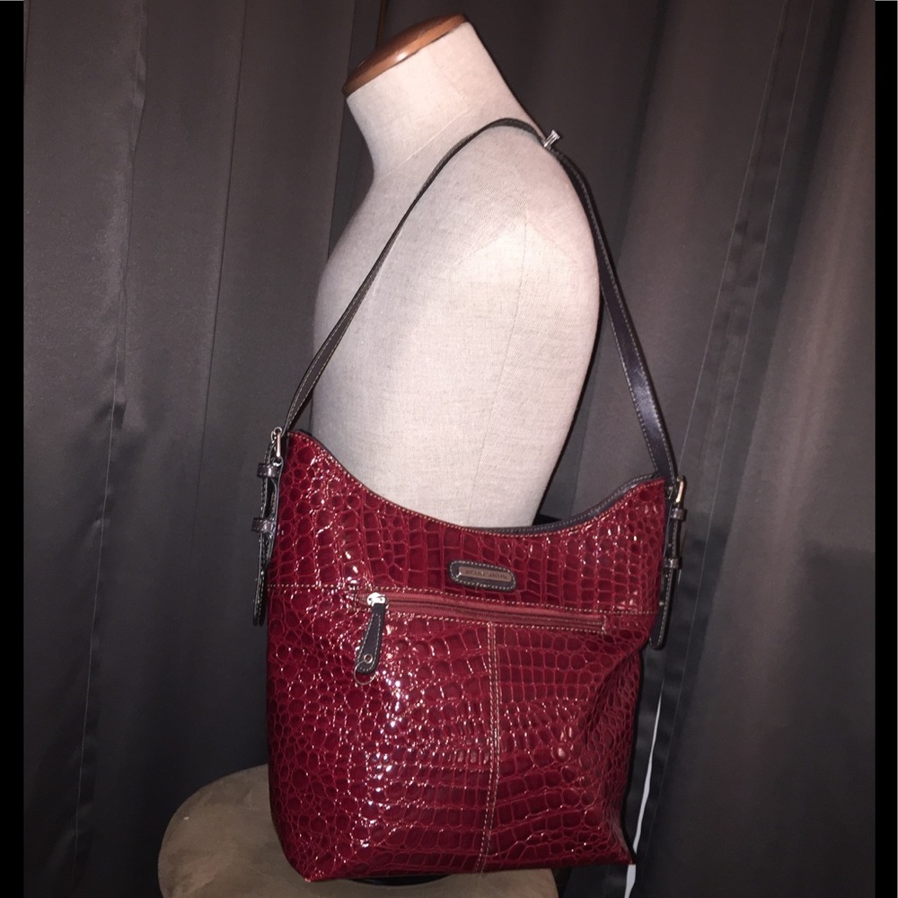 NWT*Stylish red patent purse w/ leather strap